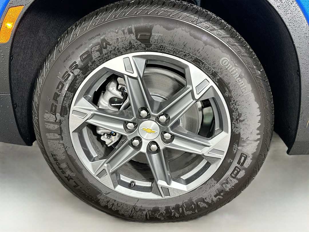 2025 Chevrolet Blazer LT - Image 32