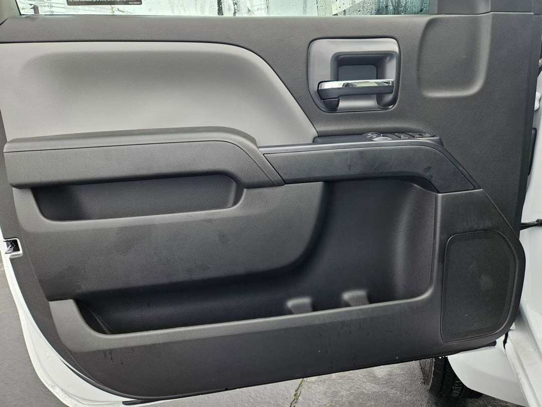 2025 Chevrolet Silverado 4500Hd - Image 10