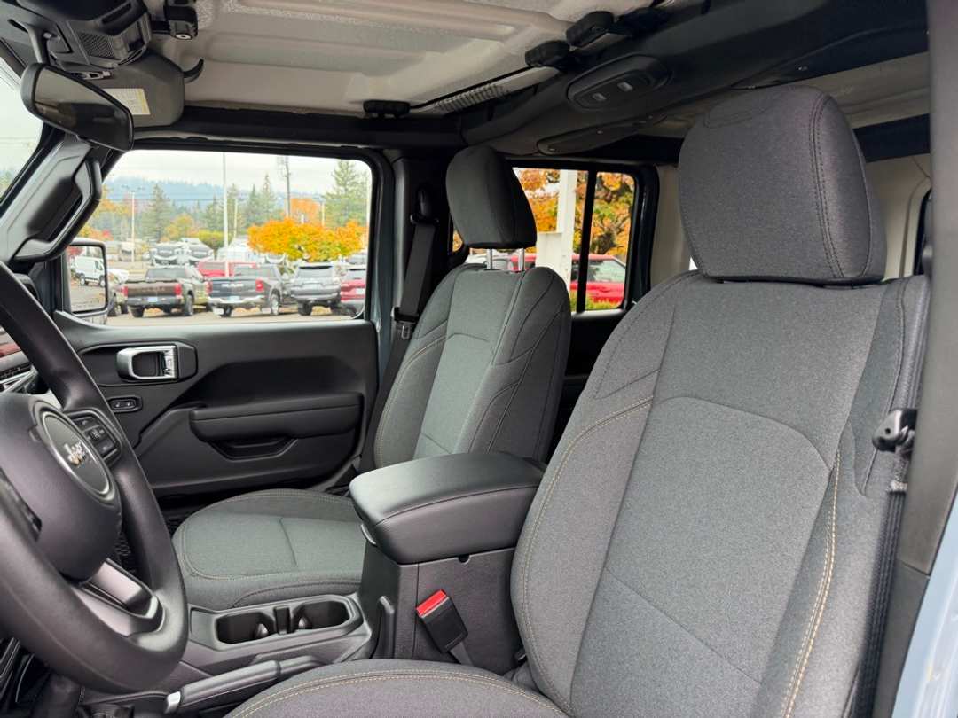 2026 Jeep Wrangler Sport - Image 14