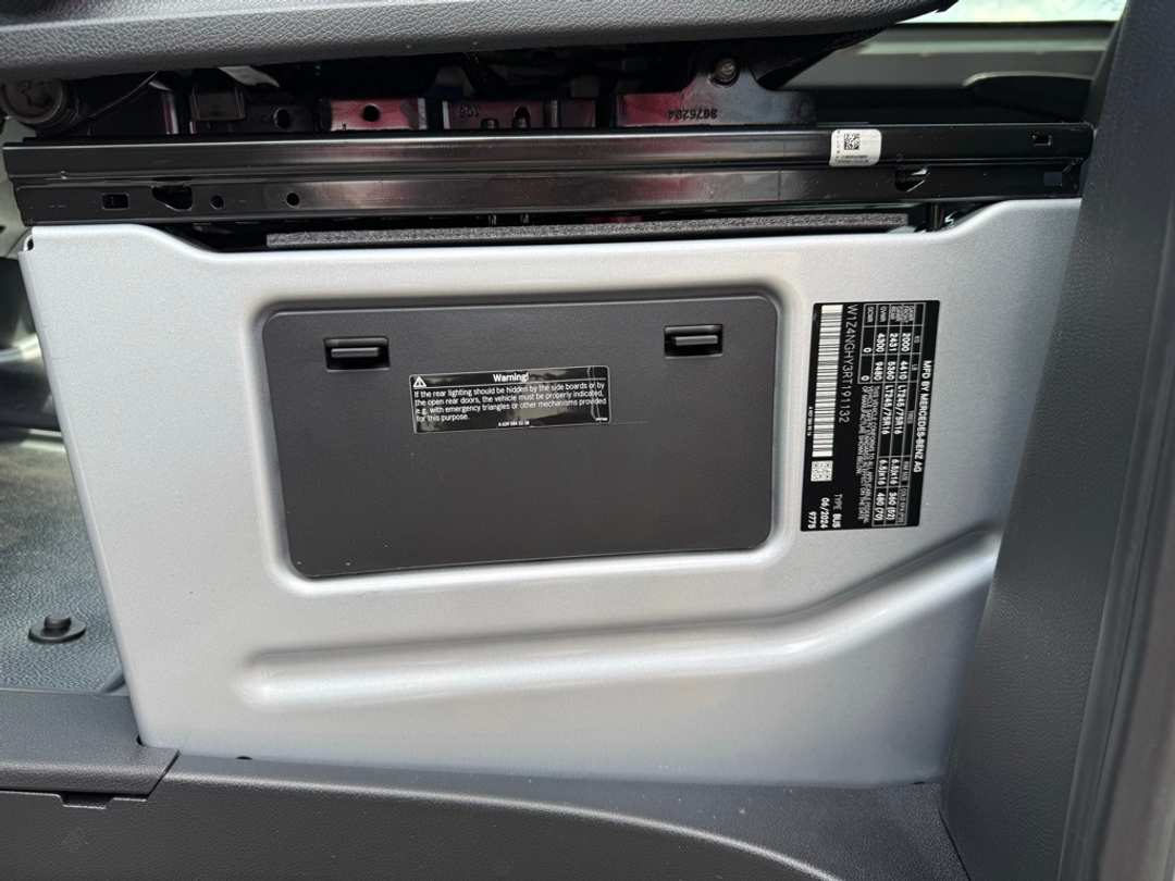 2024 Mercedes-Benz Sprinter 2500 Passenger 170 WB - Image 25