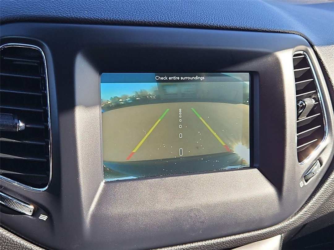 2021 Jeep Compass Sport - Image 18