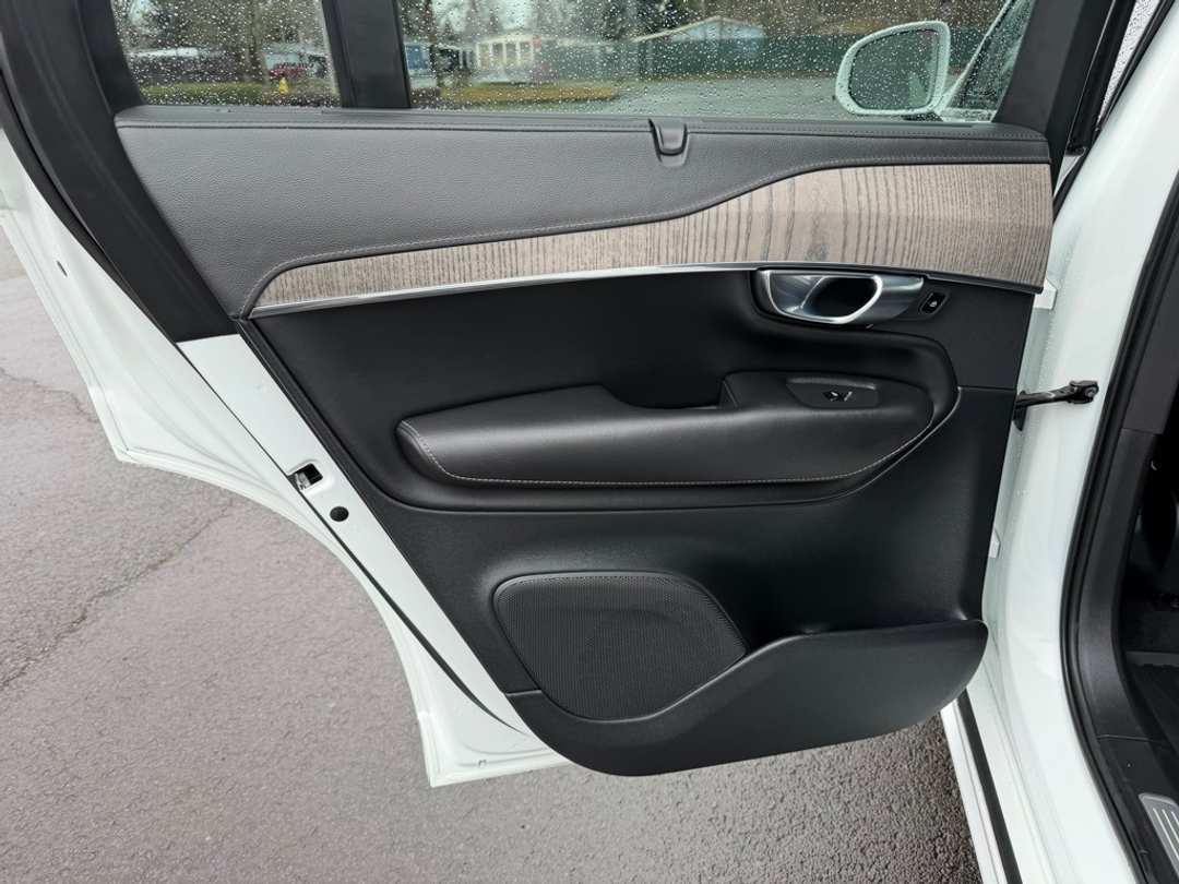 2021 Volvo Xc90 Recharge T8 Inscription 6 Passenger - Image 31