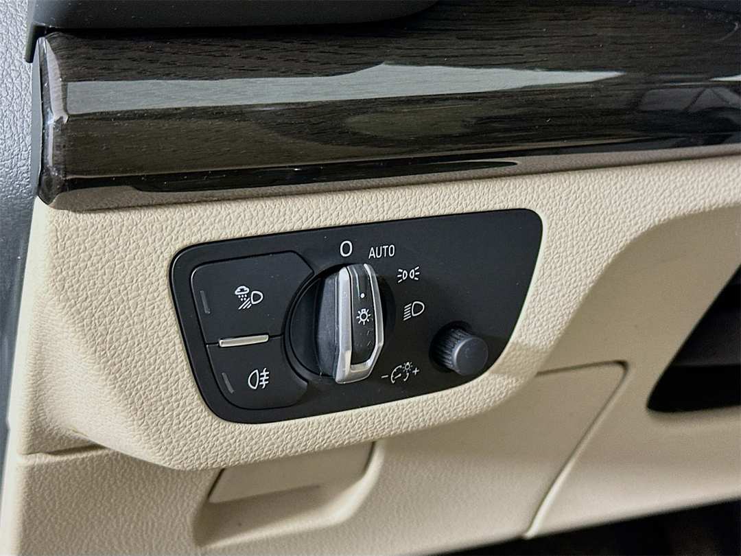 2020 Audi Q5 E 55 Premium - Image 10