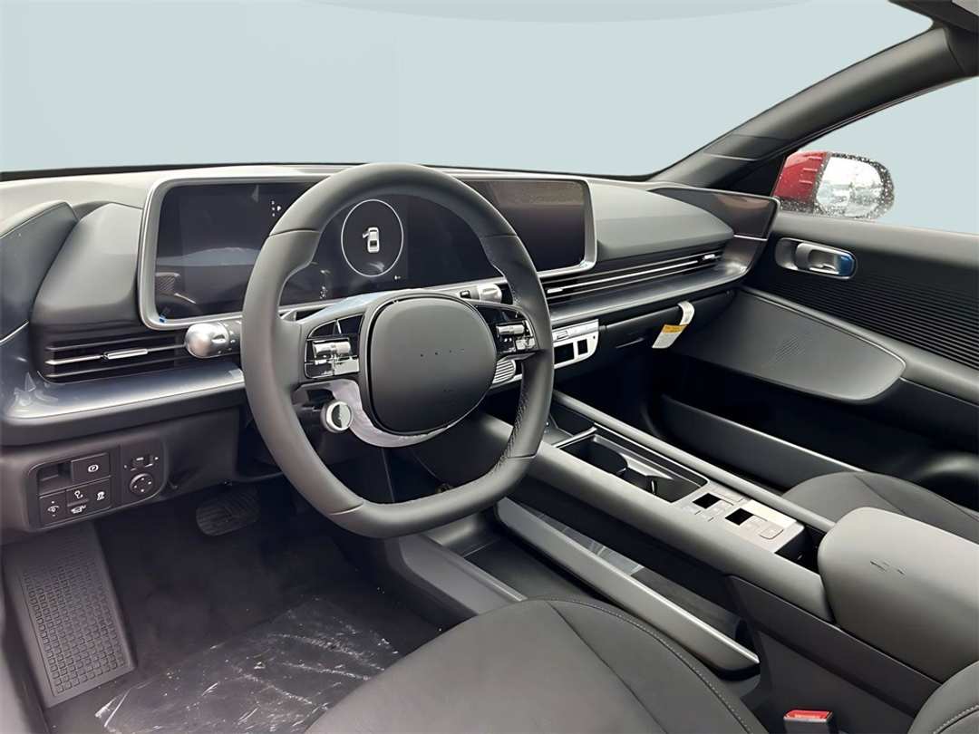 2025 Hyundai Ioniq 6 SE - Image 13