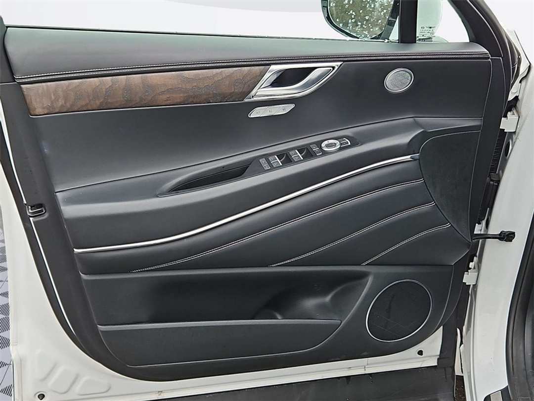 2024 Genesis Gv80 2.5T - Image 10