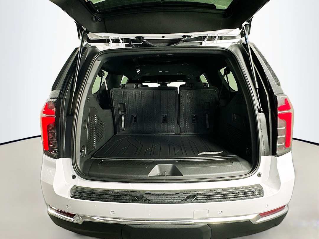 2026 Chevrolet Suburban LS - Image 25