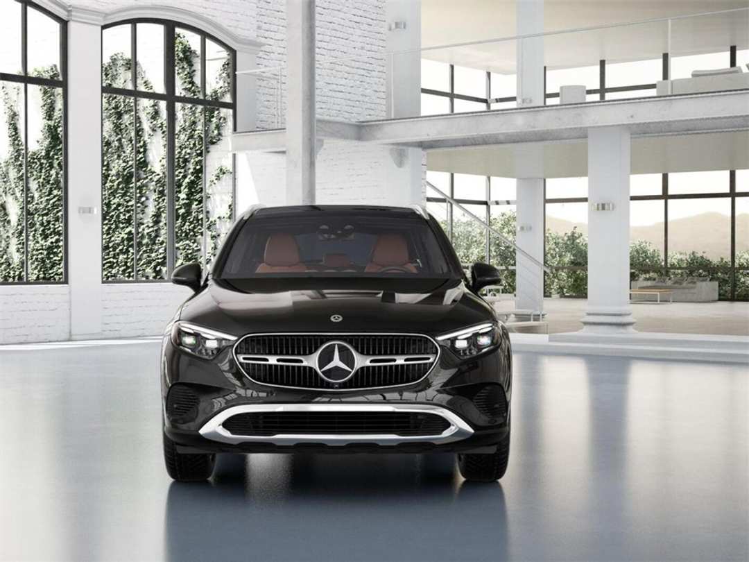 2026 Mercedes-Benz GLC GLC 300 - Image 7