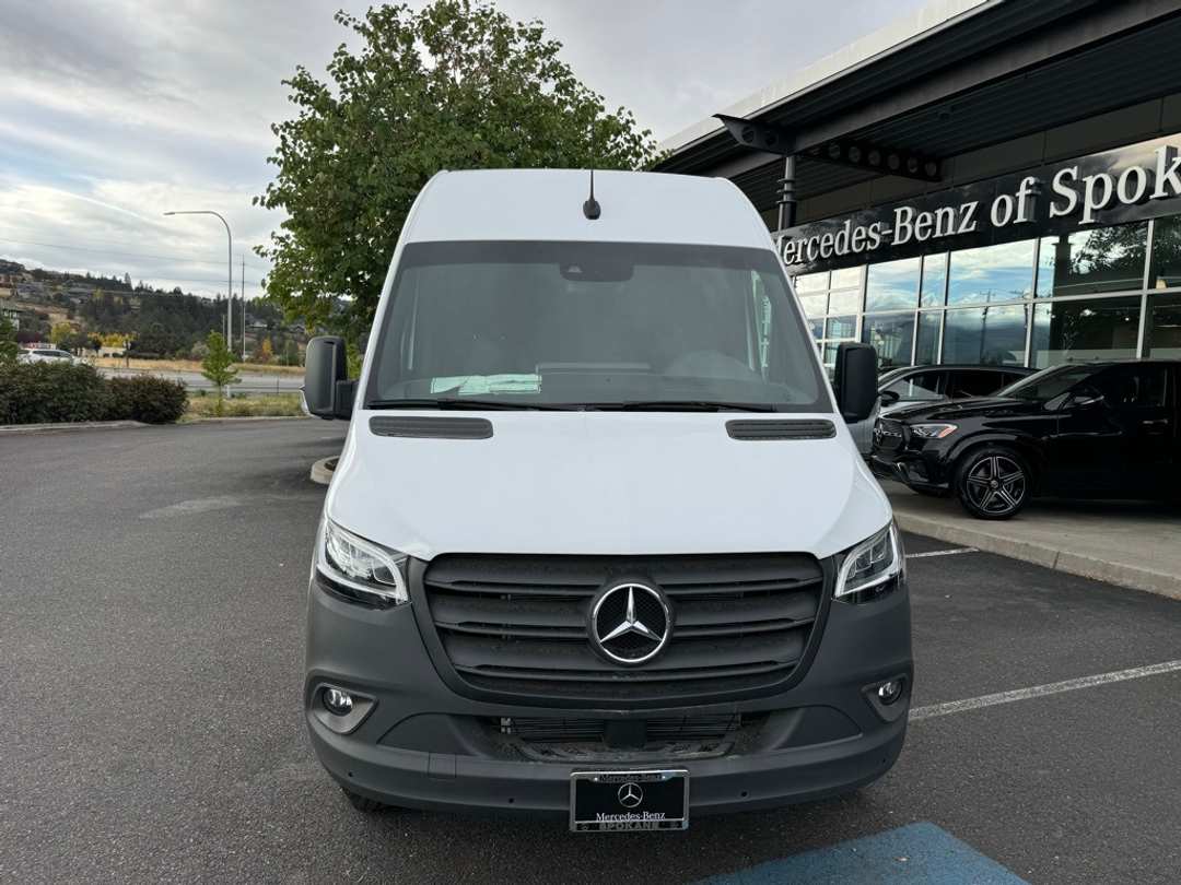 2024 Mercedes-Benz Sprinter 3500 Cargo 170 WB - Image 2