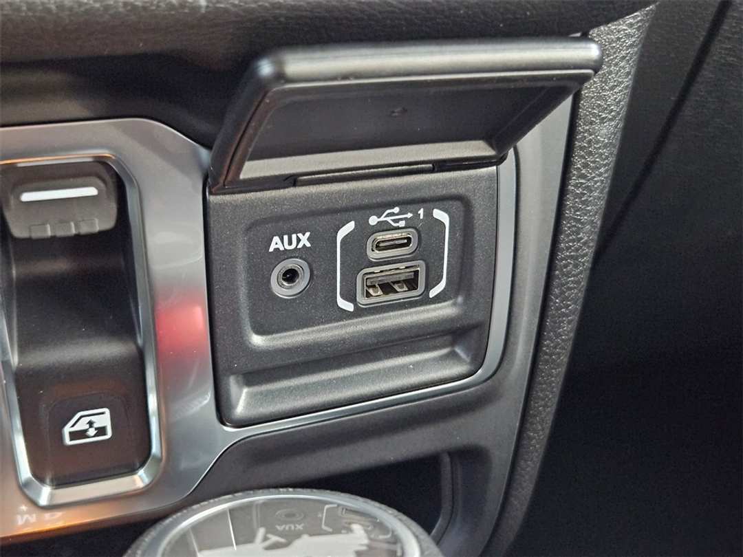 2026 Jeep Wrangler Sport - Image 25