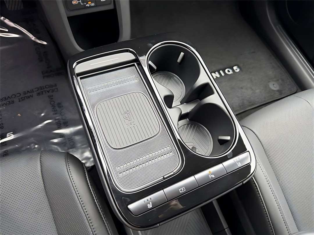 2026 Hyundai Ioniq 5 XRT - Image 24