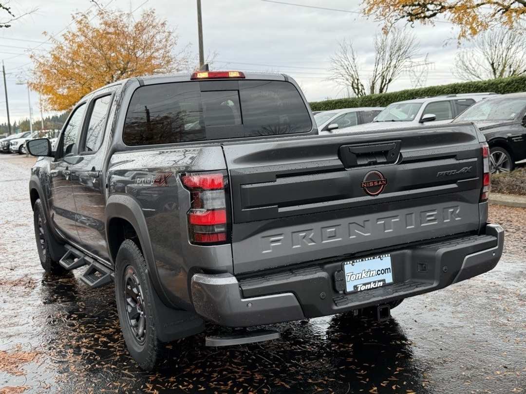 2026 Nissan Frontier PRO4X - Image 5