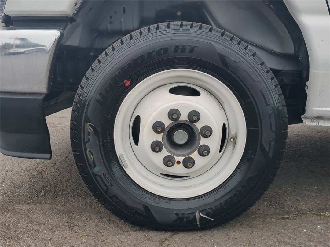 2024 Ford E-350sd Base - Image 27