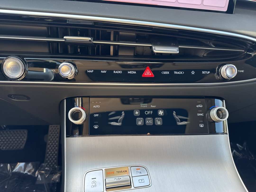 2026 Genesis Gv70 2.5T Select - Image 28