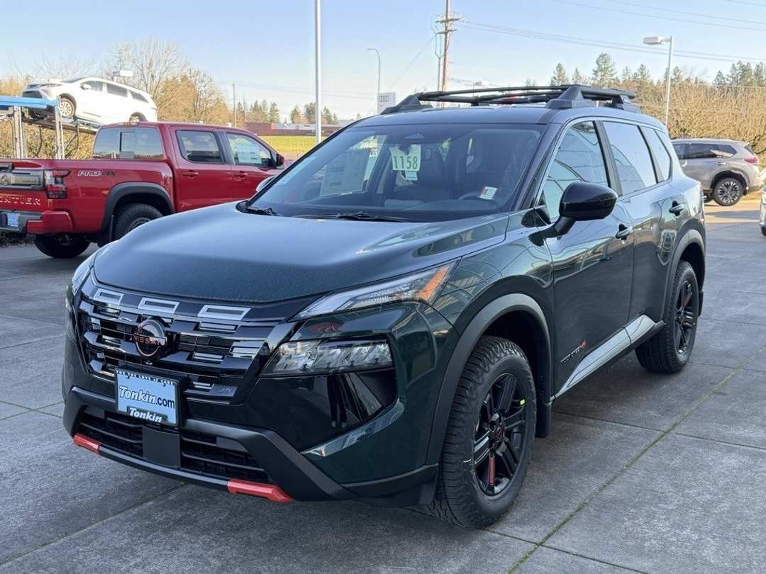 2026 Nissan Rogue Rock Creek - Image 4