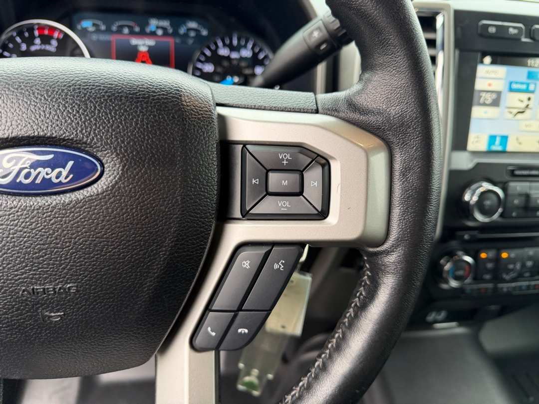 2017 Ford F-250Sd Lariat - Image 18