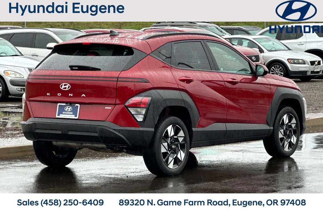 2024 Hyundai Kona SEL - Image 3