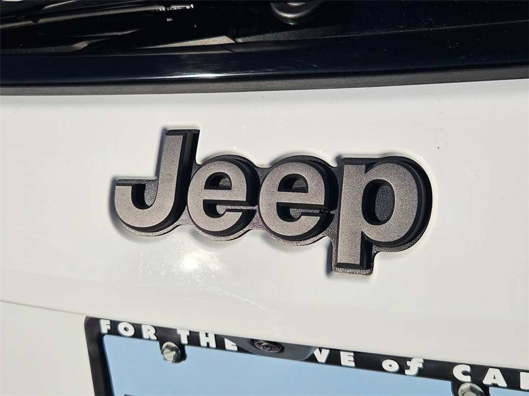 2026 Jeep Compass Latitude - Image 30