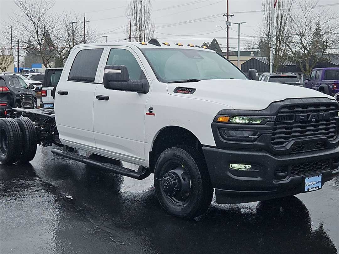 2026 Ram 3500 Tradesman - Image 8