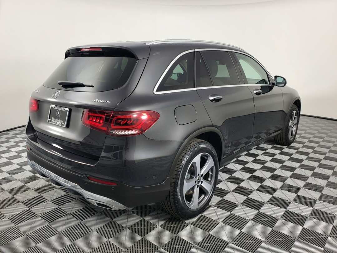 2021 Mercedes-Benz GLC GLC 300 - Image 8