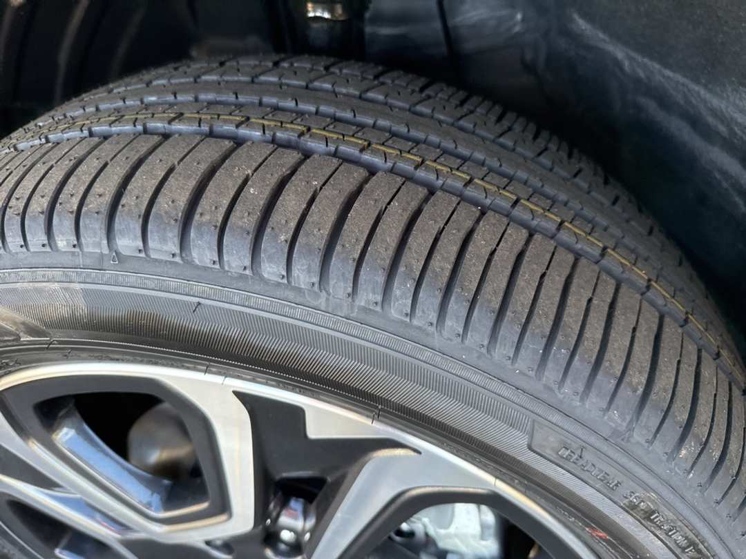 2026 Subaru Ascent Limited - Image 11