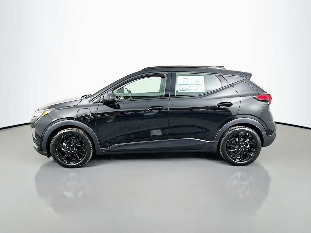 2027 Chevrolet Bolt Ev RS - Image 3