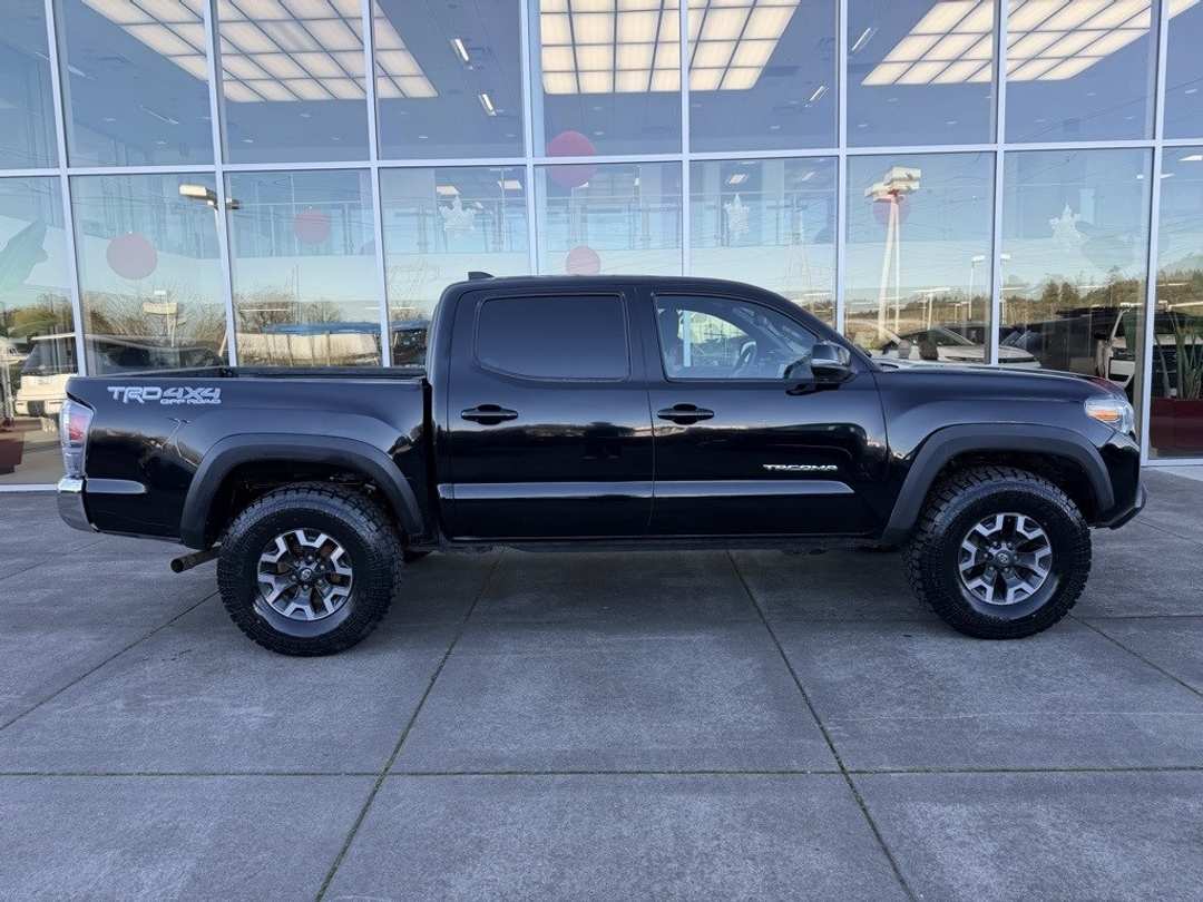 2021 Toyota Tacoma TRD OffRoad - Image 8