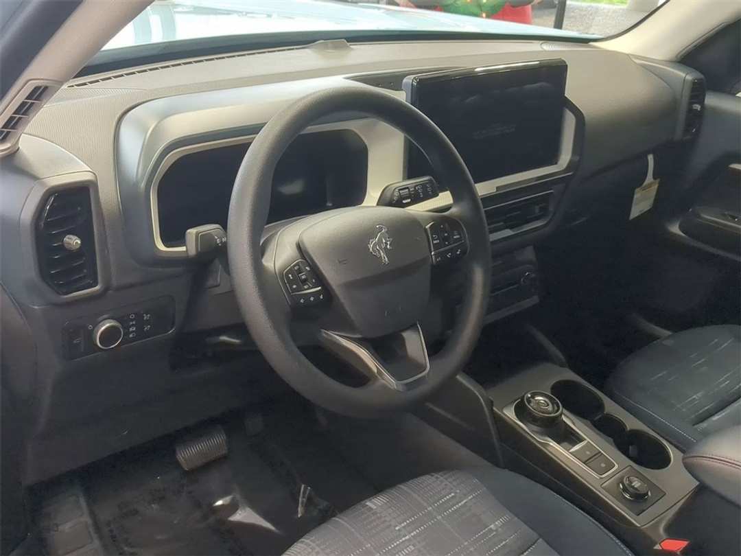 2025 Ford Bronco Sport Heritage - Image 11