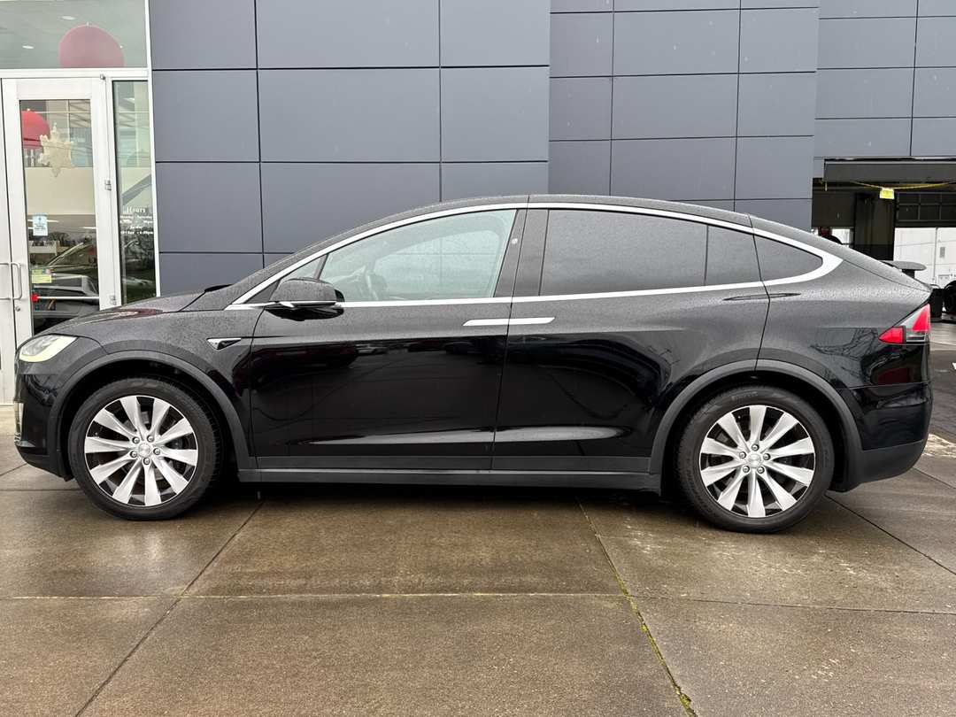 2020 Tesla Model X Long Range - Image 6