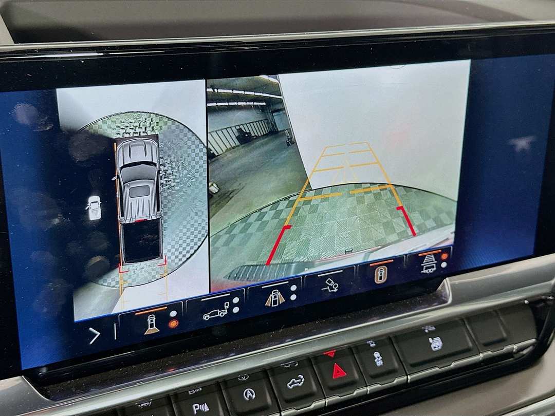 2024 Chevrolet Silverado 1500 High Country - Image 15