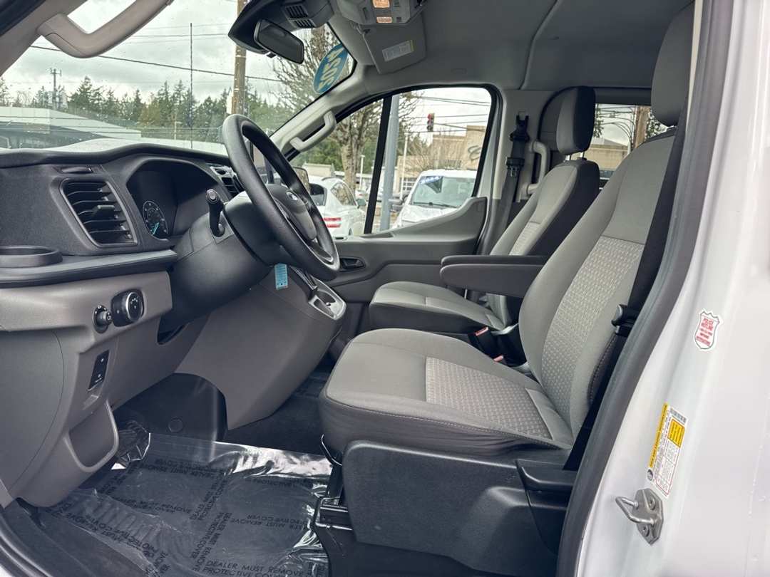 2024 Ford Transit-350 XLT - Image 17