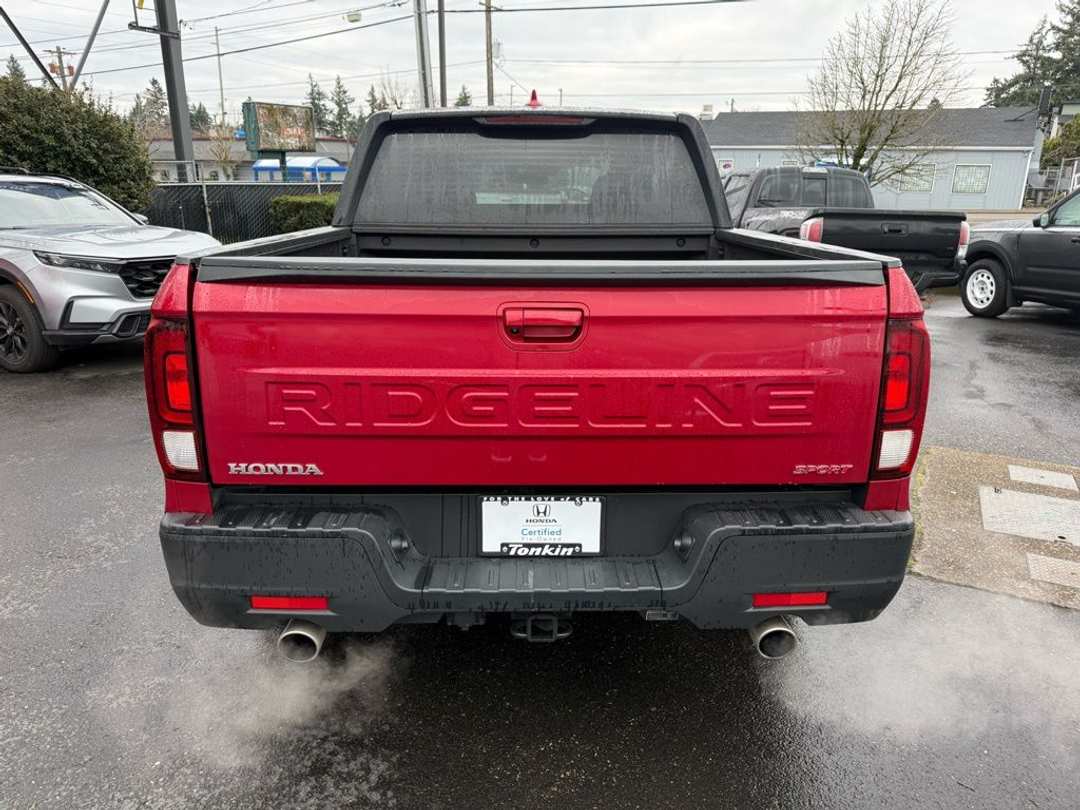 2025 Honda Ridgeline Sport - Image 10