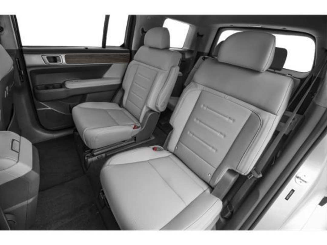 2026 Hyundai Santa Fe Calligraphy - Image 13