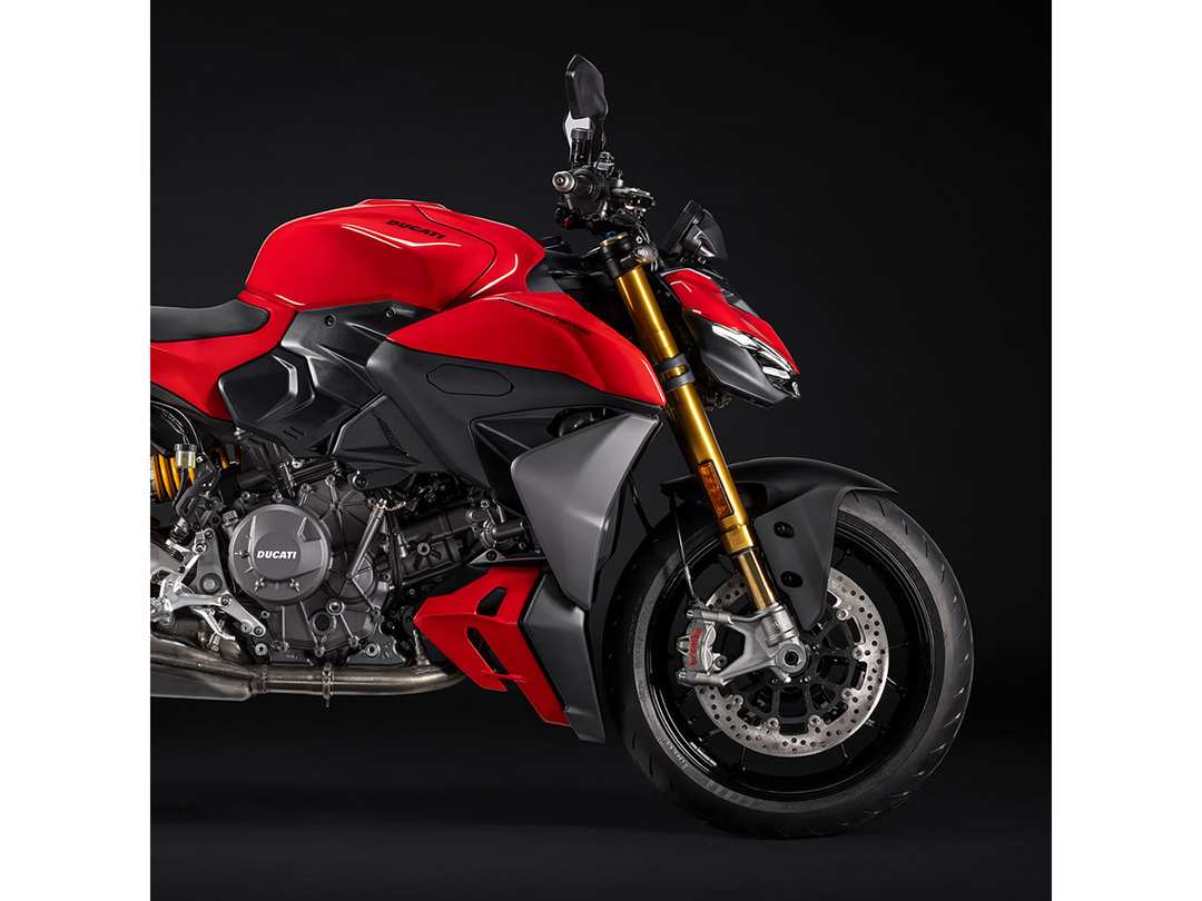 2025 Ducati Streetfighter V2 - Image 17