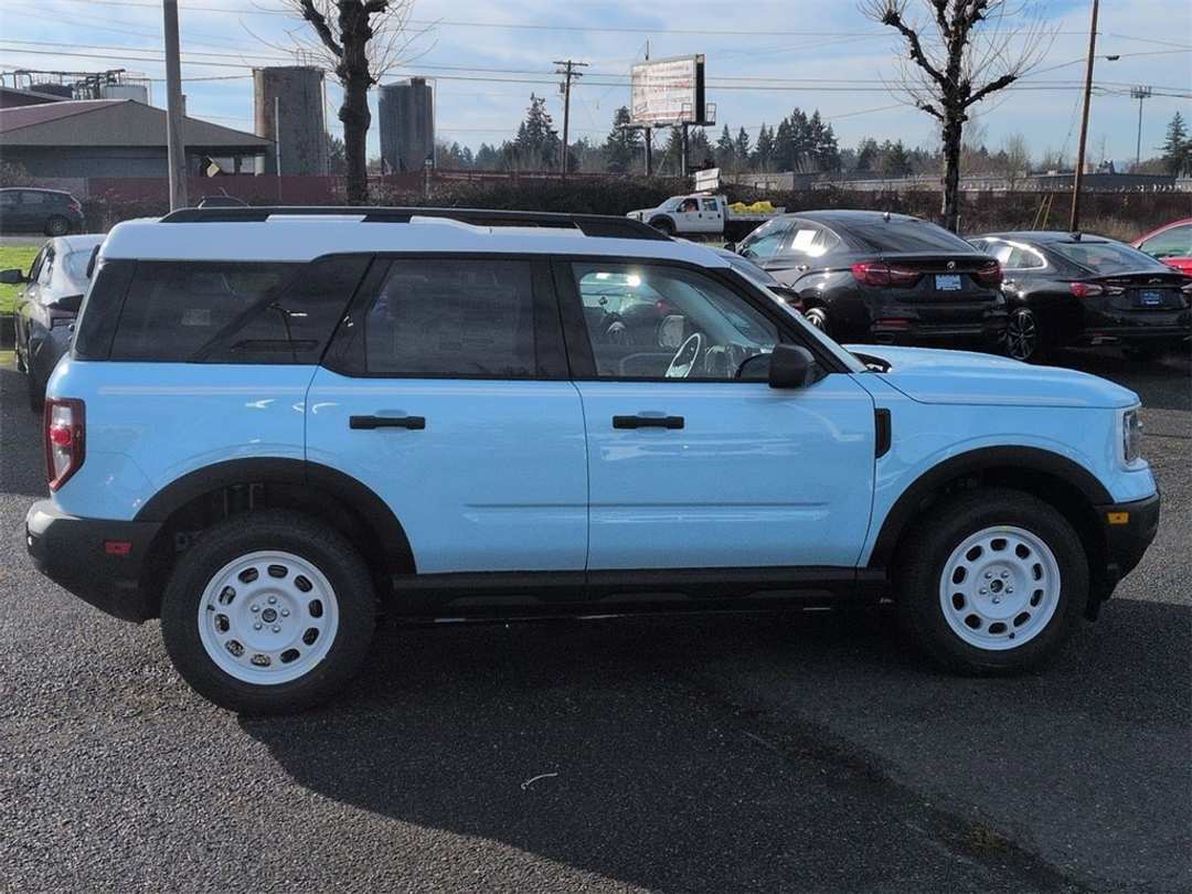 2025 Ford Bronco Sport Heritage - Image 6