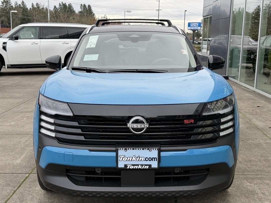 2026 Nissan Kicks SR - Image 3