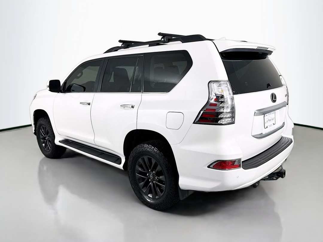2020 Lexus GX 460 - Image 3