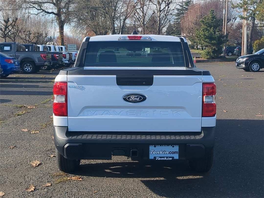 2025 Ford Maverick XLT - Image 4