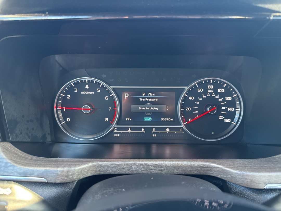 2022 Kia Sorento S - Image 17