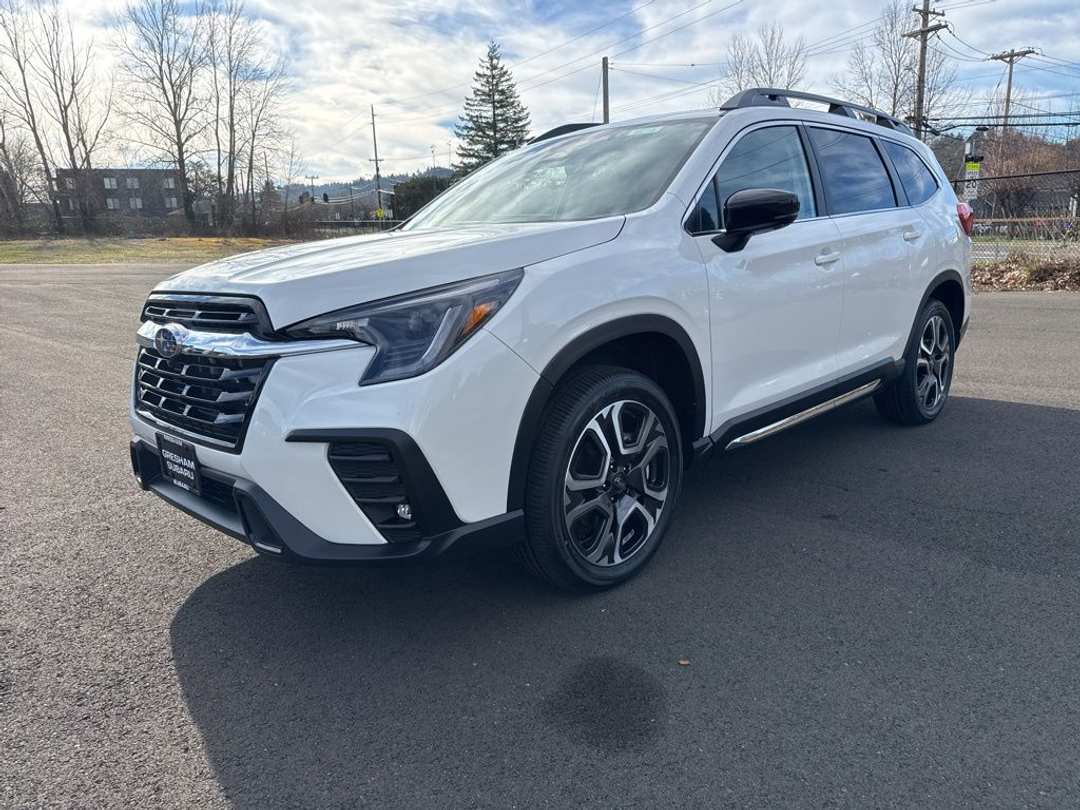 2026 Subaru Ascent Limited - Image 3