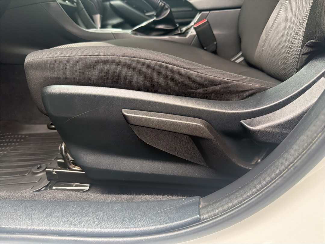 2022 Subaru Impreza Base - Image 16