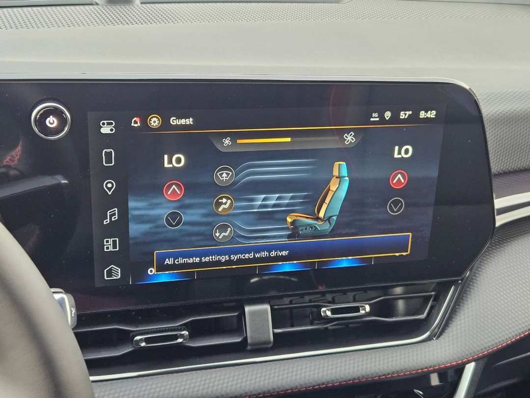 2026 Chevrolet Equinox RS - Image 20