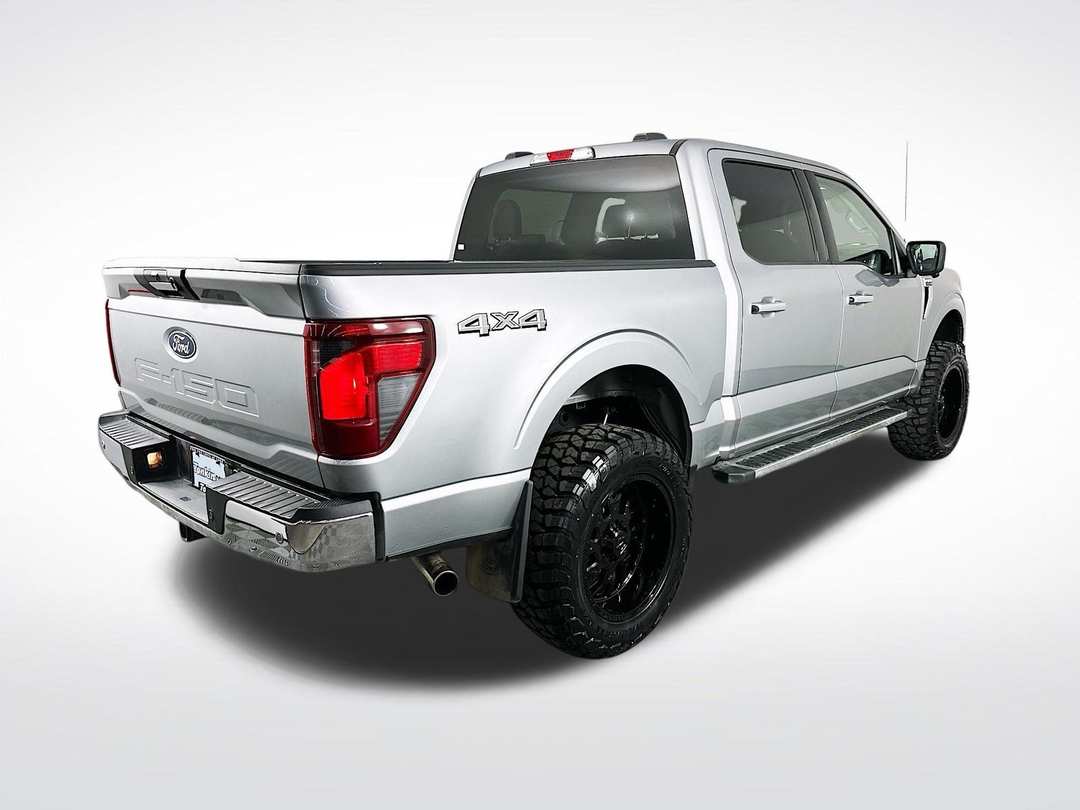2024 Ford F-150 XLT - Image 8